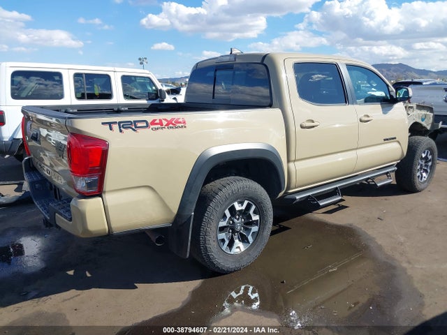 Toyota Tacoma Trd Off Road 2017 3TMCZ5AN0HM071122 Image 4