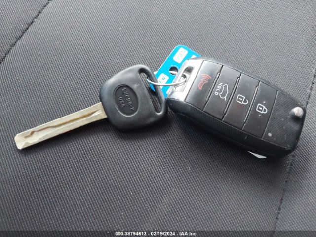 KNDJN2A20F7764688 KIA Soul