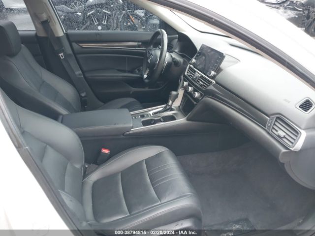 1HGCV1F43NA098264 Honda Accord Sport Special Edition