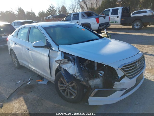 Hyundai SONATA SE 2016 5NPE24AF1GH353290 Image 1