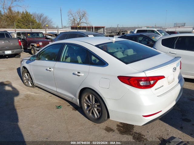 Hyundai SONATA SE 2016 5NPE24AF1GH353290 Image 3