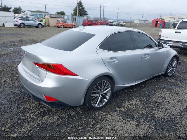 JTHBA1D23J5065192 Lexus IS 300