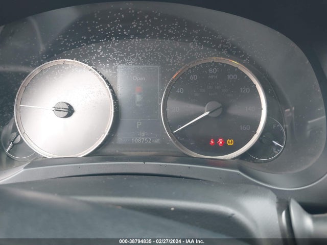 JTHBA1D23J5065192 Lexus IS 300
