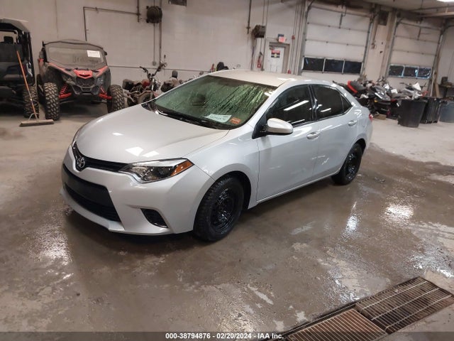 Toyota COROLLA L 2015 2T1BURHE3FC453478 Image 2