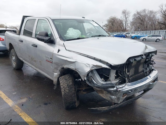 RAM 2500 Tradesman 2016 3C6UR5CL5GG187002 головне зображення