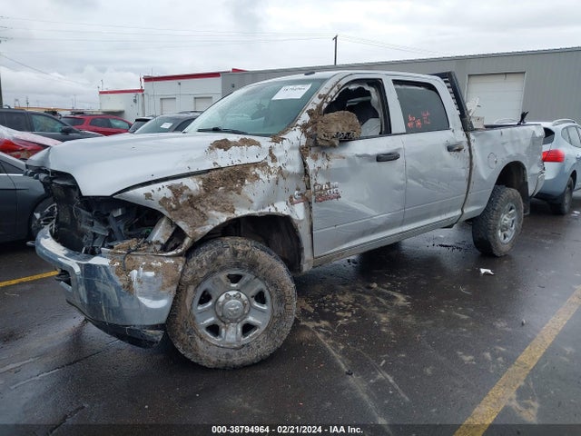 RAM 2500 Tradesman 2016 3C6UR5CL5GG187002 Image 2