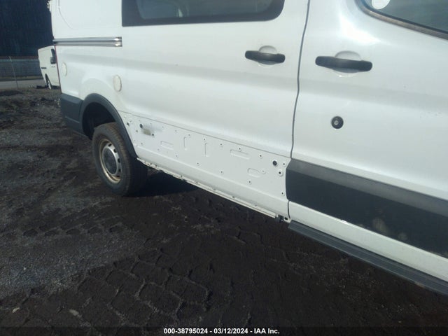 Ford Transit-250 2016 1FTYR1YM4GKA80245 Image 6