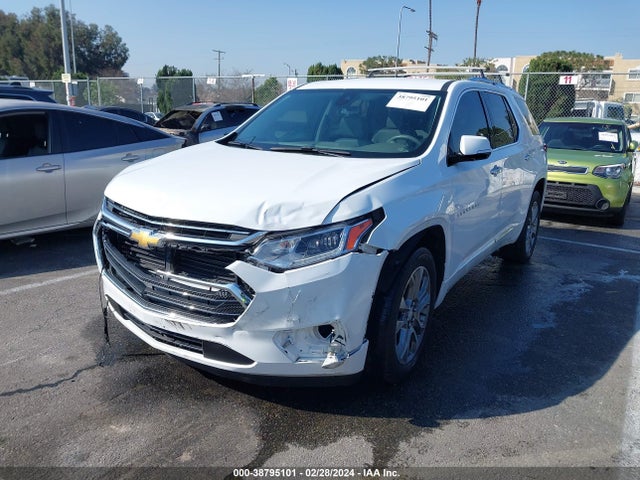 Chevrolet Traverse Premier 2019 1GNEVKKW8KJ267363 Image 2