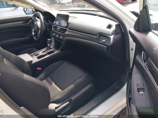 Honda ACCORD LX 2019 1HGCV1F16KA167773 Image 5