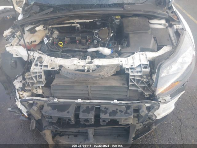1FADP3N20EL421527 Ford Focus Titanium