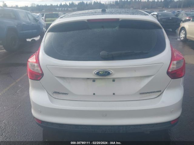 1FADP3N20EL421527 Ford Focus Titanium
