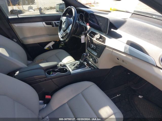 WDDGF4HB3EA959376 Mercedes-Benz C 250 Luxury/sport