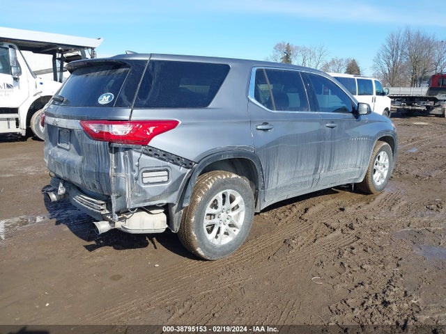 Chevrolet Traverse Ls 2019 1GNEVFKW7KJ286039 Image 4