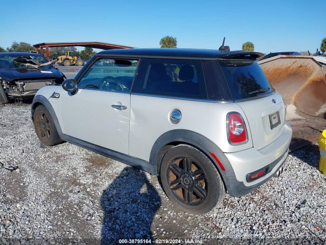 2012 MINI COOPER S WMWSV3C59CT385819 Photo 2