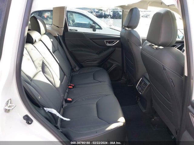 JF2SKARC1NH514195 Subaru Forester Touring