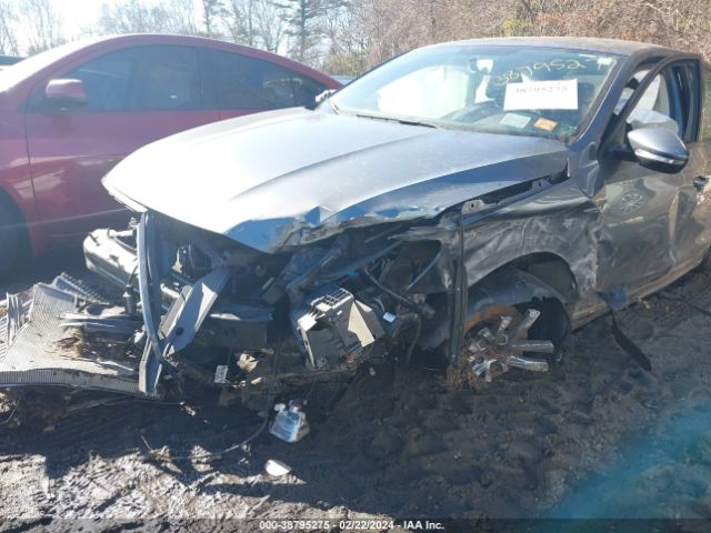 1VWAA7A34JC012121 Volkswagen Passat 2.0t R-line/2.0t S