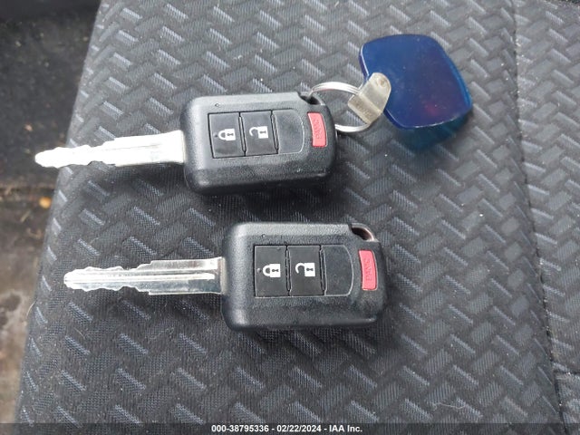 Mitsubishi Eclipse Cross Le 2018 JA4AT4AA2JZ042834 Image 11