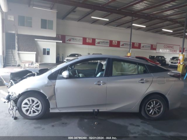 JTDKBRFU7J3593423 Toyota Prius One