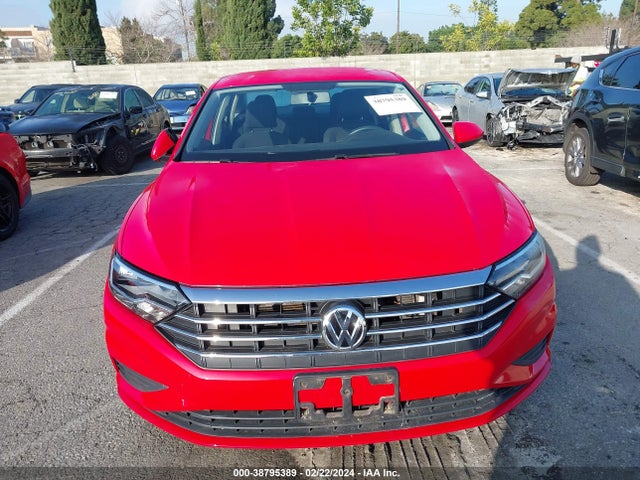 3VWC57BU8KM002843 Volkswagen JETTA