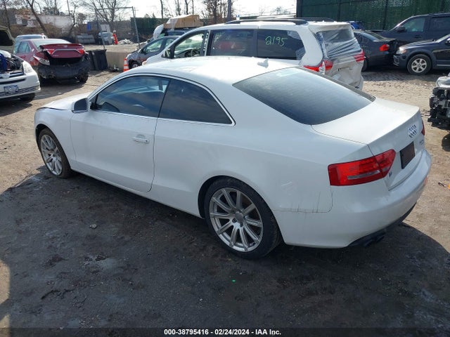 2011 AUDI A5 2.0T PREMIUM VIN: WAULFAFR5BA036932