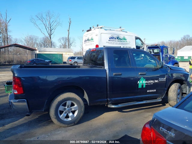 1C6RR7FG0HS516604 RAM 1500 Tradesman Quad Cab 4x4 6'4 Box