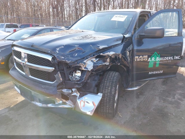 1C6RR7FG0HS516604 RAM 1500 Tradesman Quad Cab 4x4 6'4 Box