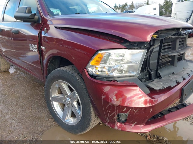 RAM 1500 Express  4x4 5'7 Box 2018 3C6RR7KT5JG195644 Image 20