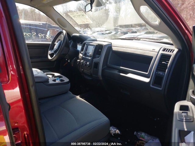 RAM 1500 Express  4x4 5'7 Box 2018 3C6RR7KT5JG195644 Image 5