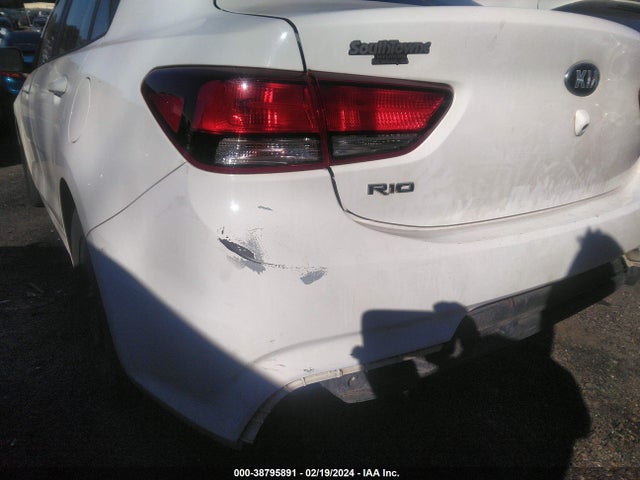 KIA RIO S 2018 3KPA24AB8JE071669 Image 14
