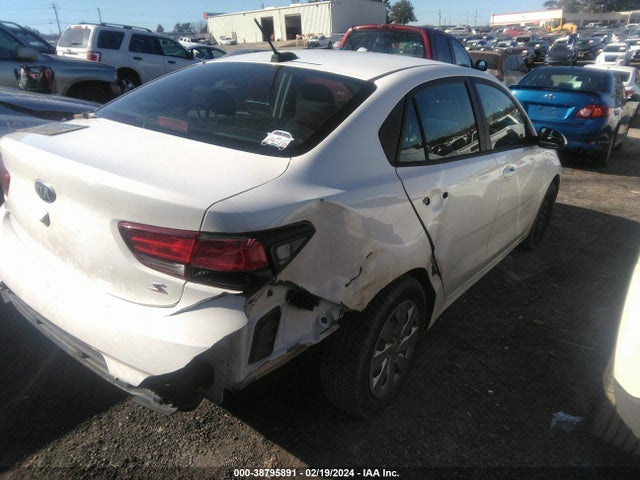 KIA RIO S 2018 3KPA24AB8JE071669 Image 4