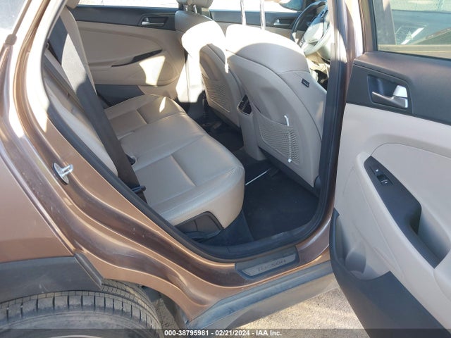 2016 HYUNDAI TUCSON LIMITED VIN: KM8J33A2XGU070066
