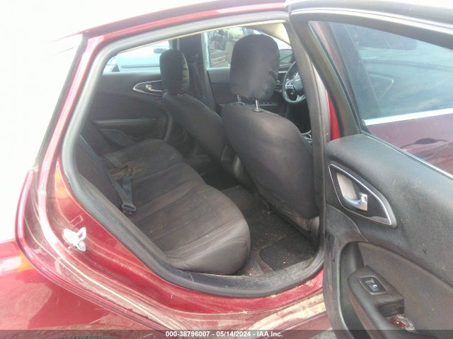 Chrysler 200 Limited 2015 1C3CCCAB7FN619507 Image 8