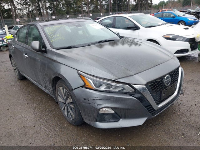 2019 1N4BL4DV3KC136269 main image