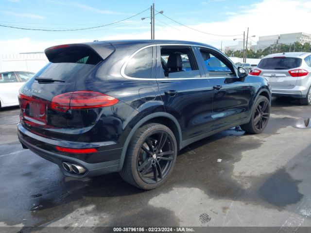 WP1AB2A24FLA56457 Porsche CAYENNE S