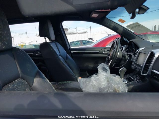 WP1AB2A24FLA56457 Porsche CAYENNE S