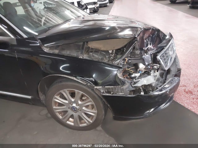 2010 VOLVO S80 3.2 VIN: YV1960AS1A1120112