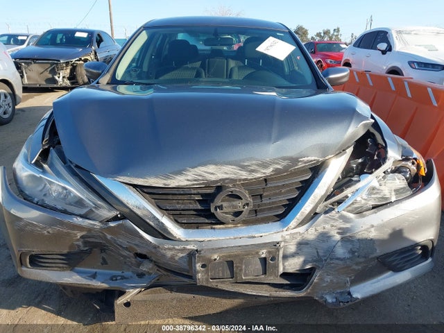 Nissan Altima 2.5 S 2018 1N4AL3AP8JC284007 Image 12
