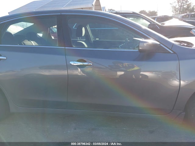 Nissan Altima 2.5 S 2018 1N4AL3AP8JC284007 Image 13