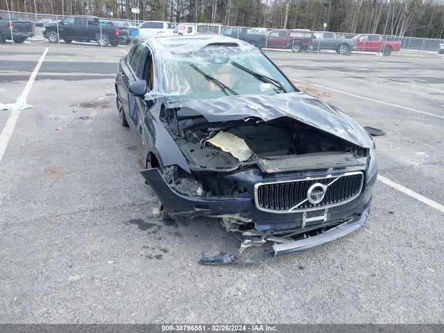 YV1A22MK4H1015297 Volvo S90 T6 Momentum