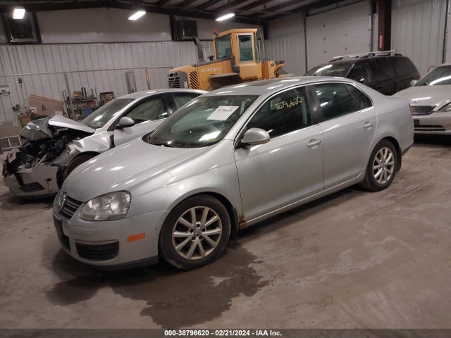 2010 VOLKSWAGEN JETTA SE VIN: 3VWRZ7AJ6AM032752