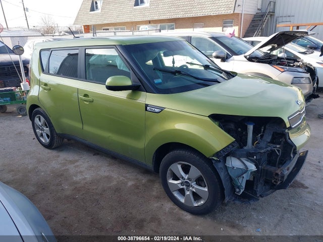 KIA Soul 2018 KNDJN2A22J7895551 Image 1