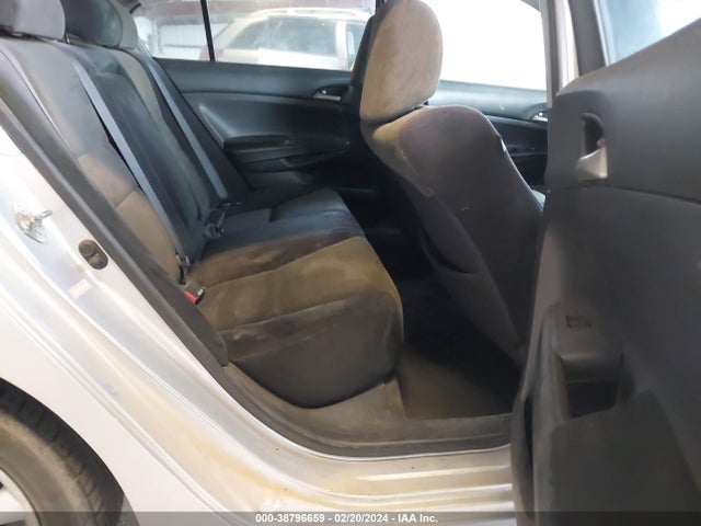 2009 HONDA ACCORD 2.4 LX VIN: 1HGCP26399A014137