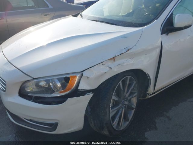 YV140MFB0F2299997 Volvo S60 T5 Premier