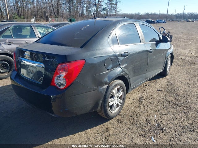 Chevrolet Sonic Lt Auto 2014 1G1JC5SGXE4168515 Image 4