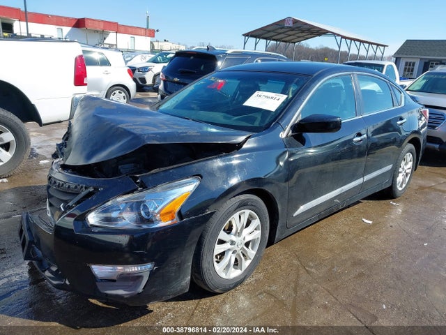 Nissan Altima 2.5 S 2015 1N4AL3AP8FC160505 Image 2