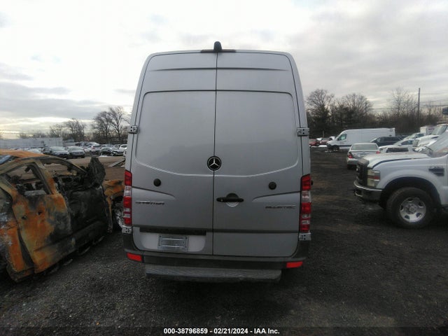 Mercedes-Benz Sprinter 2500 High Roof 2014 WD3PE8DC7E5842812 Image 16