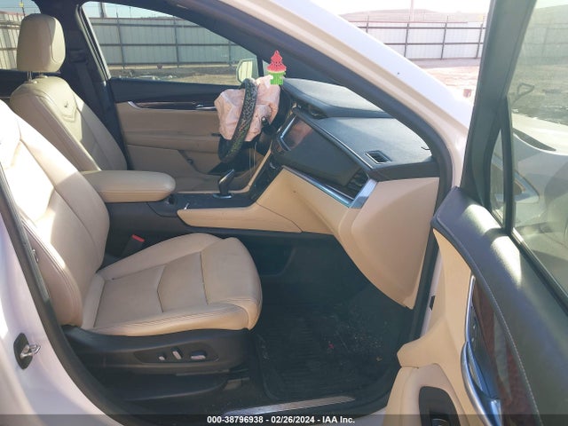 Cadillac XT5 LUXURY 2017 1GYKNBRS3HZ312664 Image 5