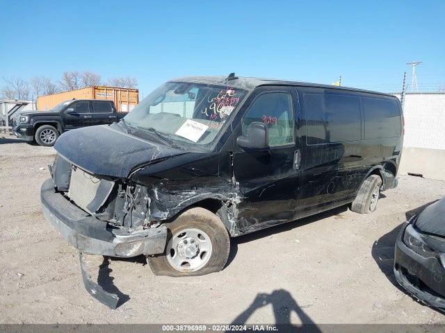 Chevrolet Express 2500 Work Van 2019 1GCWGAFP0K1228836 Image 2