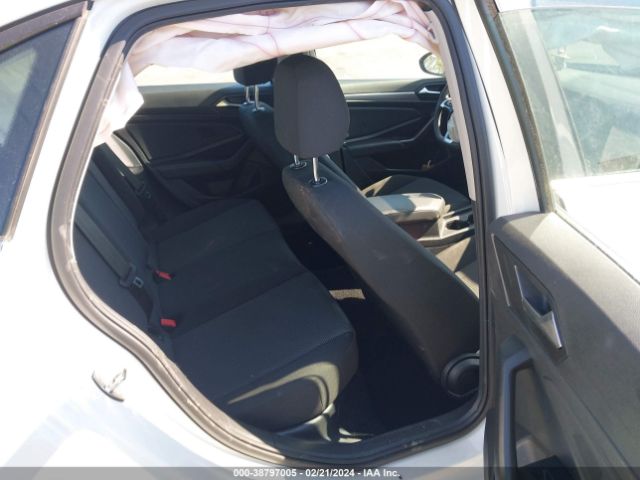3VWN57BU8LM048554 Volkswagen Jetta 1.4t R-line/1.4t S