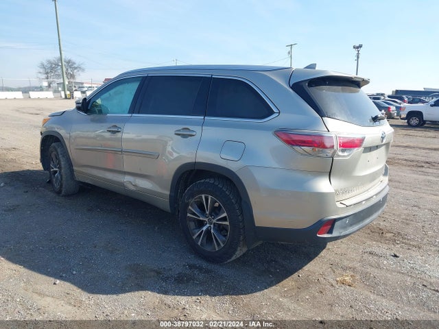 Toyota Highlander Xle V6 2016 5TDJKRFH8GS306158 Image 3